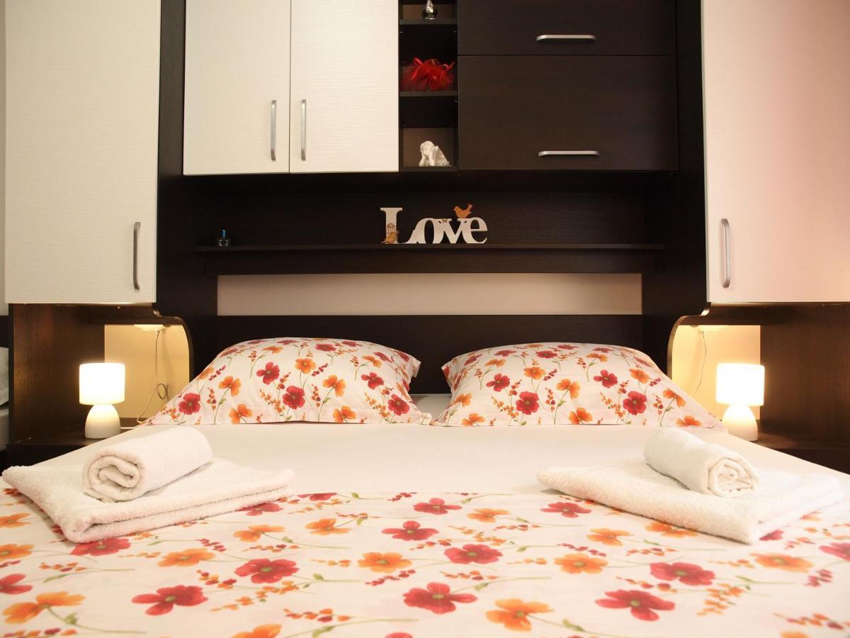 Apartman Mario Makarska Exterior foto