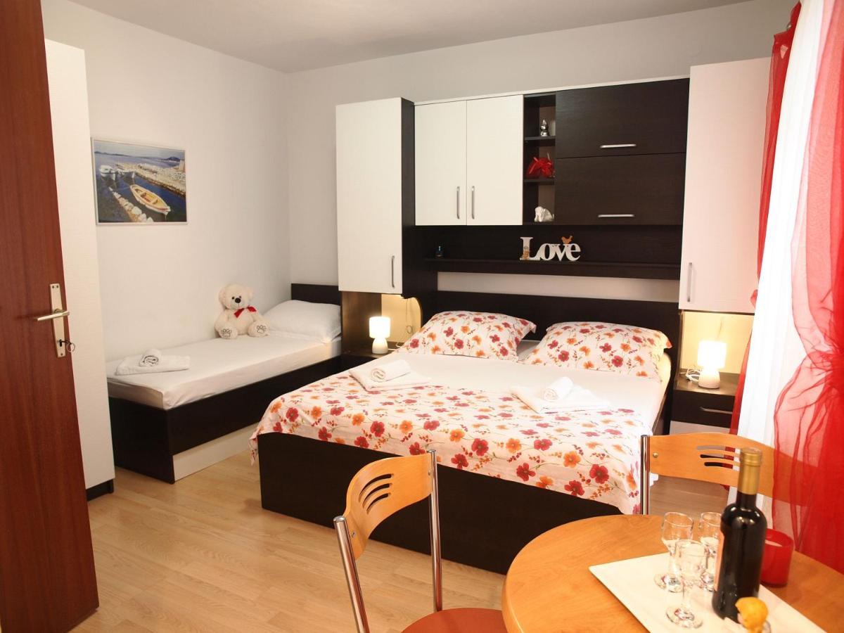 Apartman Mario Makarska Exterior foto